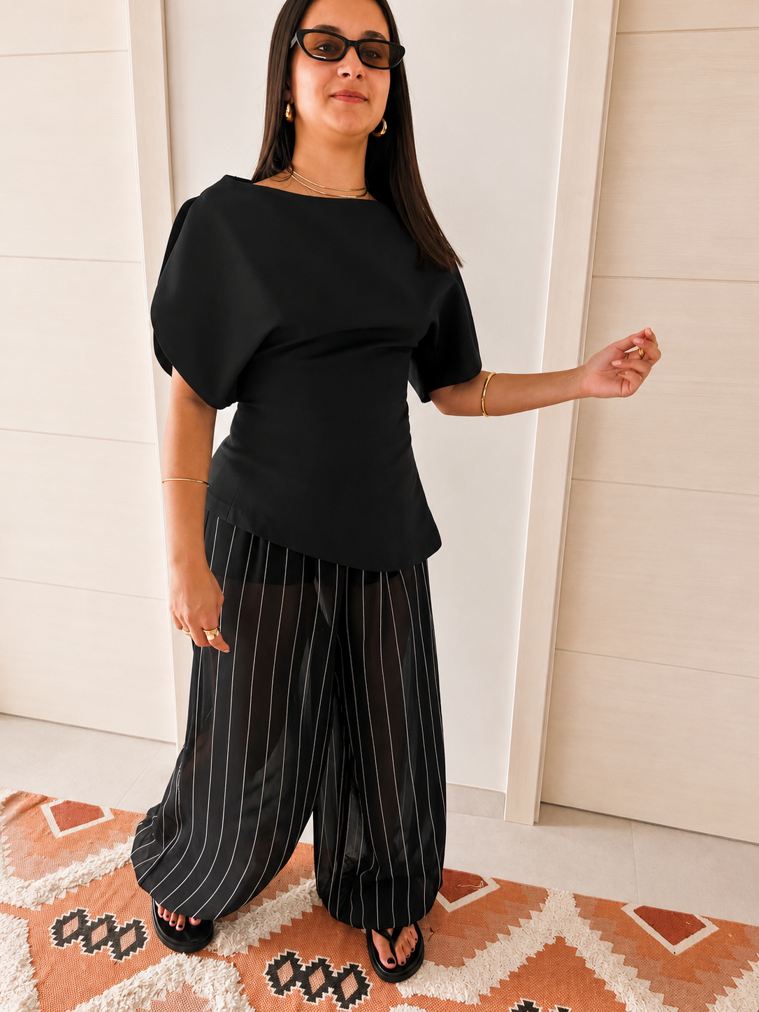 Top Lucia Negro